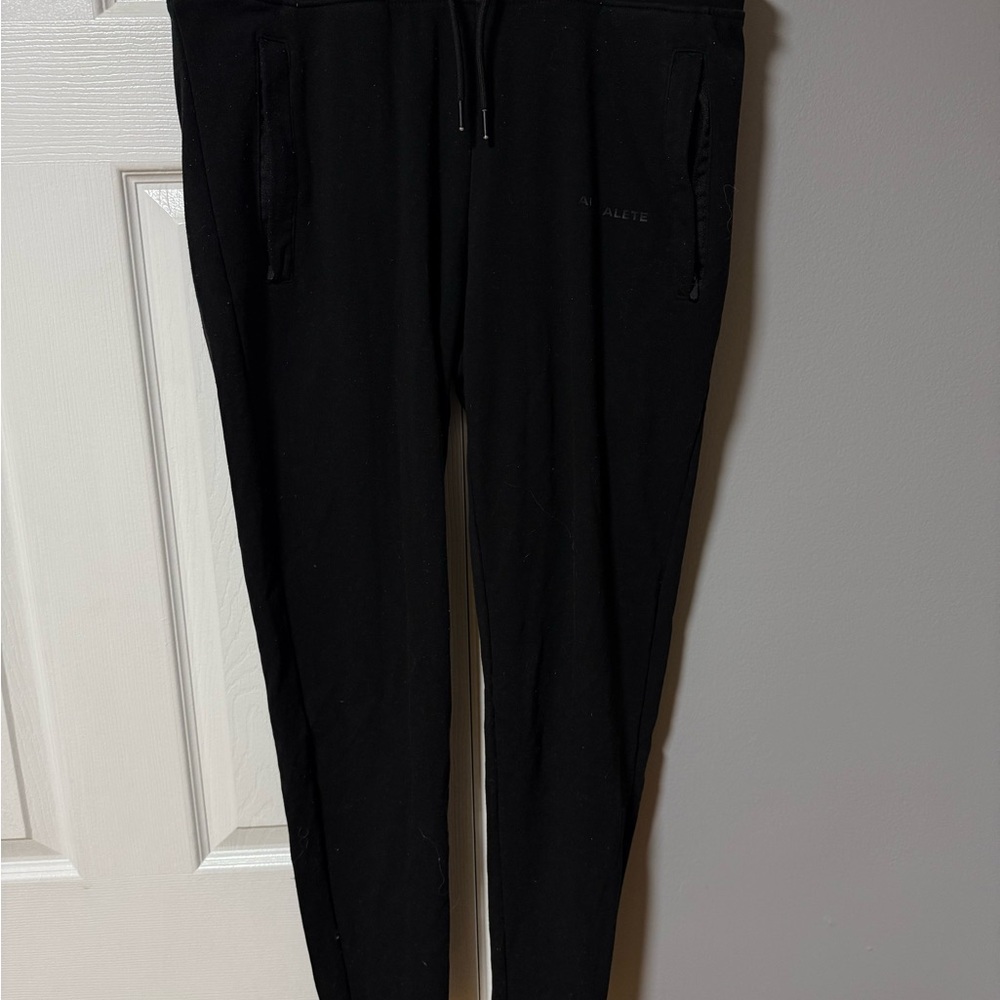 Alphalete Men's Classic Black Joggers